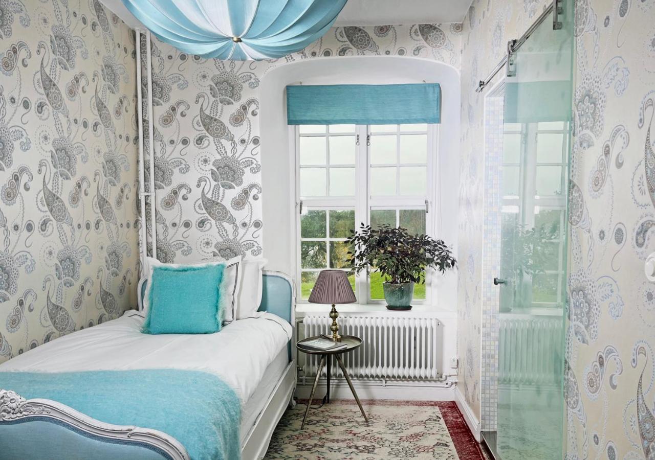 Hotel Goervaelns Slott Jarfalla Habitación foto