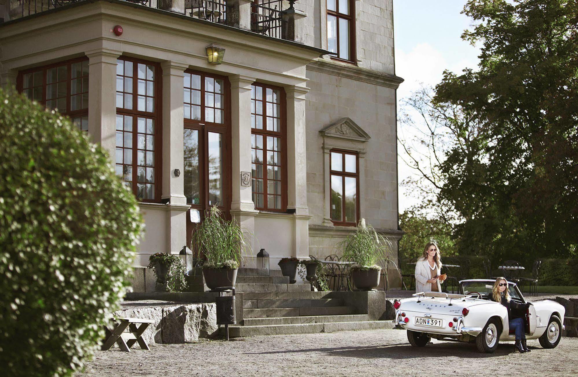 Hotel Goervaelns Slott Jarfalla Exterior foto