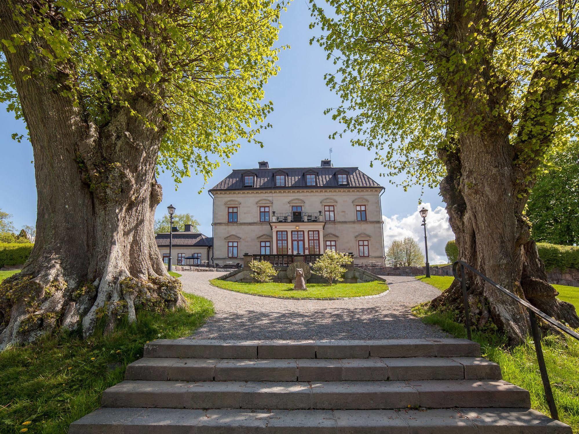 Hotel Goervaelns Slott Jarfalla Exterior foto